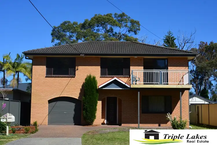 25 Summerland Road, Summerland Point NSW 2259