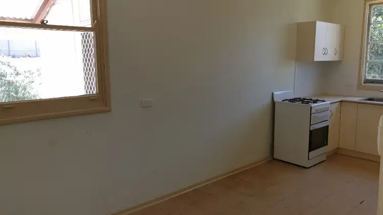 Fifth view of Homely house listing, 10 Lobelia Avenue, Wundowie WA 6560
