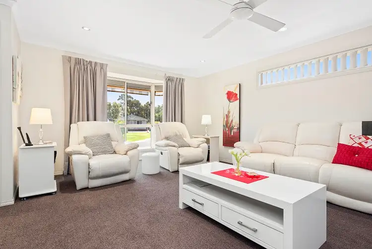No. 25 49 Peake Terrace, Waikerie SA 5330