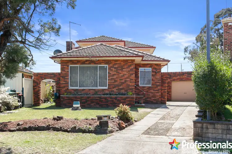 10 Baralga Crescent, Riverwood NSW 2210