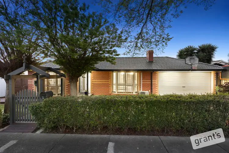1 Ami Court, Berwick VIC 3806