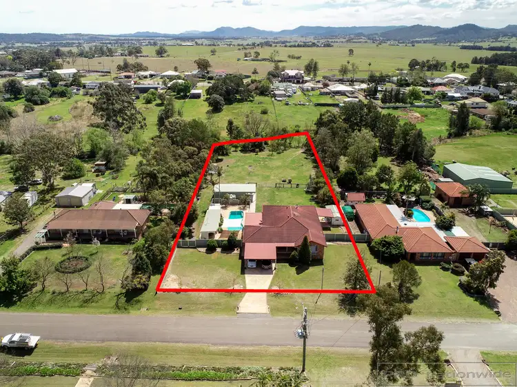 15 Freeman Drive, Lochinvar NSW 2321