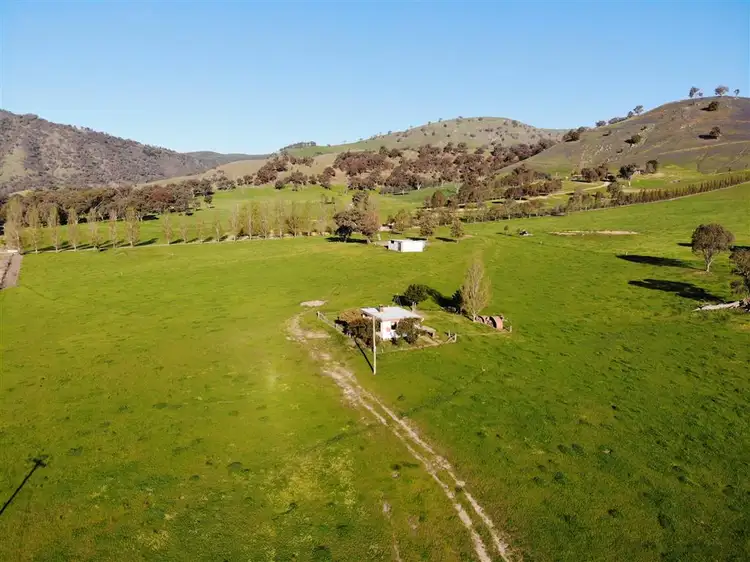 920 Bombowlee Creek Road, Tumut NSW 2720