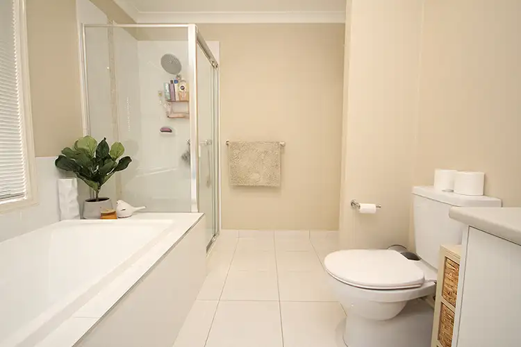 Seventh view of Homely house listing, 2 Perry Drive, Horsham VIC 3400