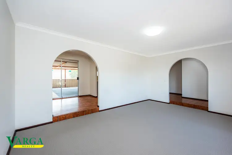 Seventh view of Homely house listing, 5 Bruce Court, Leeming WA 6149