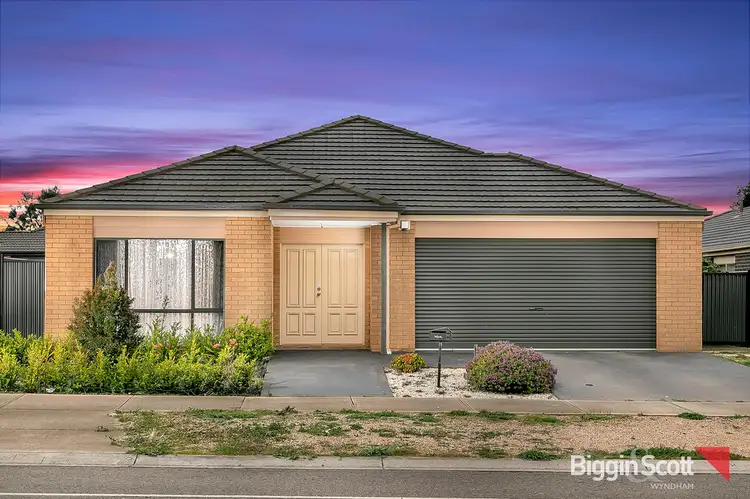 18 Loretta Boulevard, Tarneit VIC 3029