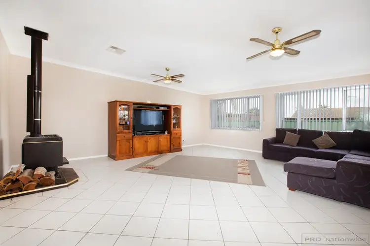 Sixth view of Homely house listing, 10 Stanley Close, Woodberry NSW 2322