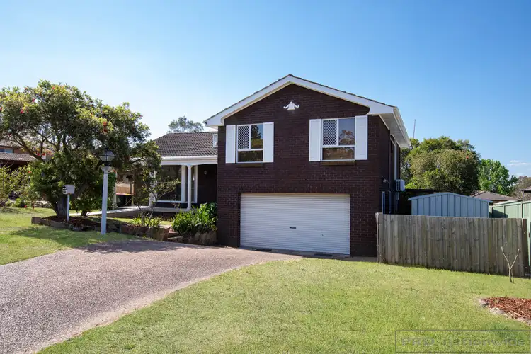 17 Chidley Crescent, Metford NSW 2323