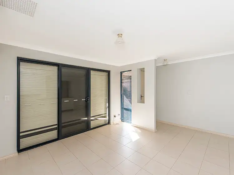 Sixth view of Homely house listing, 4/52 Bayview Terrace, Yangebup WA 6164