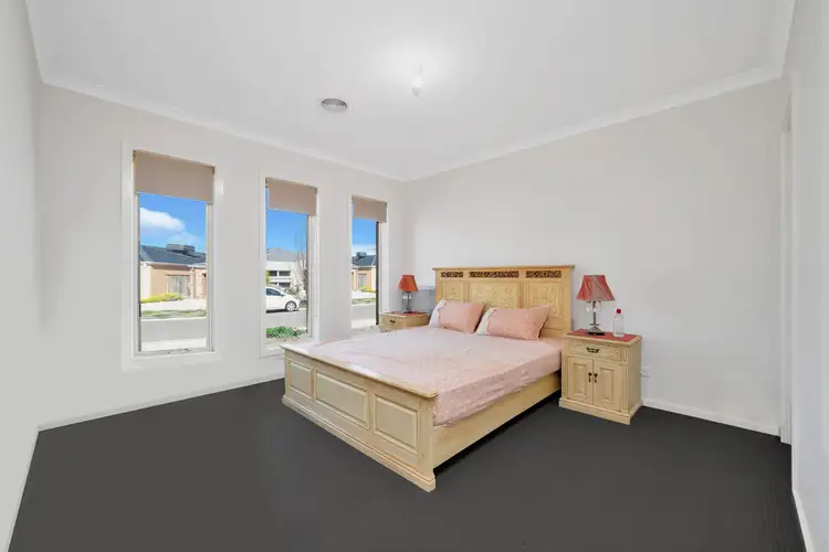 Fifth view of Homely house listing, 30 wakefields drive, Brookfield VIC 3338