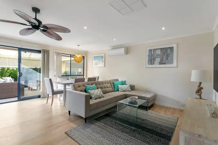 Fifth view of Homely house listing, 2 Sally Court, Hallett Cove SA 5158