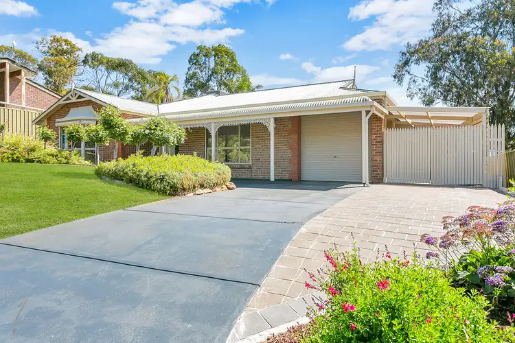 11 Singer Drive, Happy Valley SA 5159