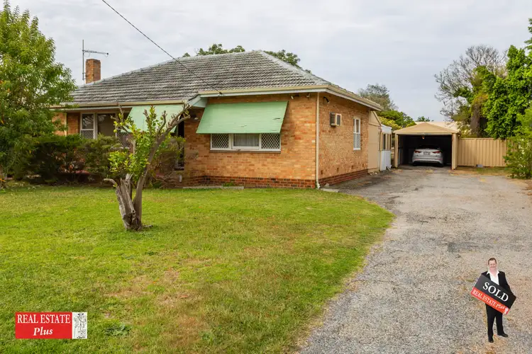 16 Wellaton Street, Midvale WA 6056