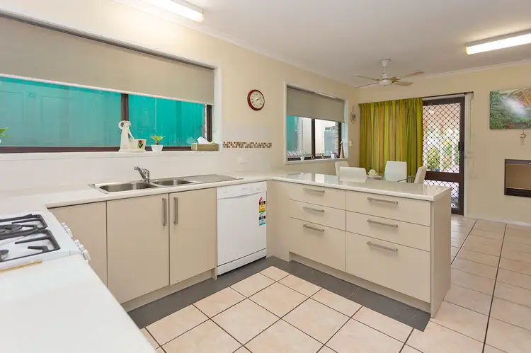 Fifth view of Homely house listing, 454 McKenzie Street, Lavington NSW 2641