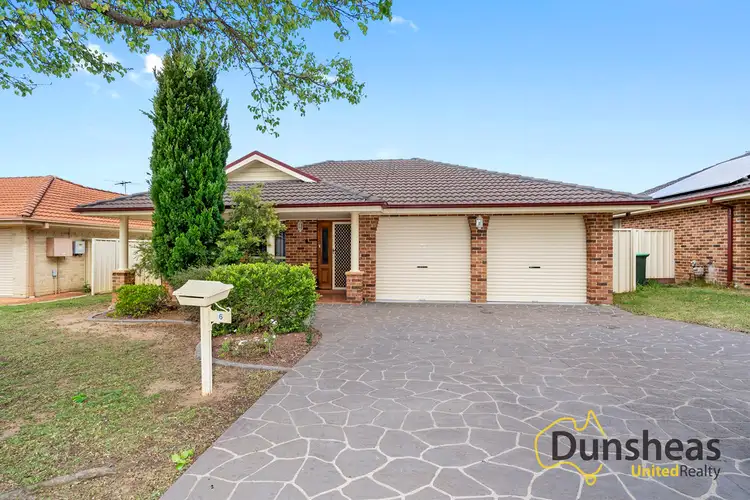 6 Soliano Street, Rosemeadow NSW 2560