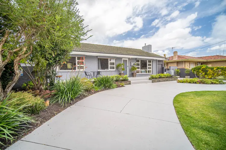 5 Pendeen Street, Cloverdale WA 6105