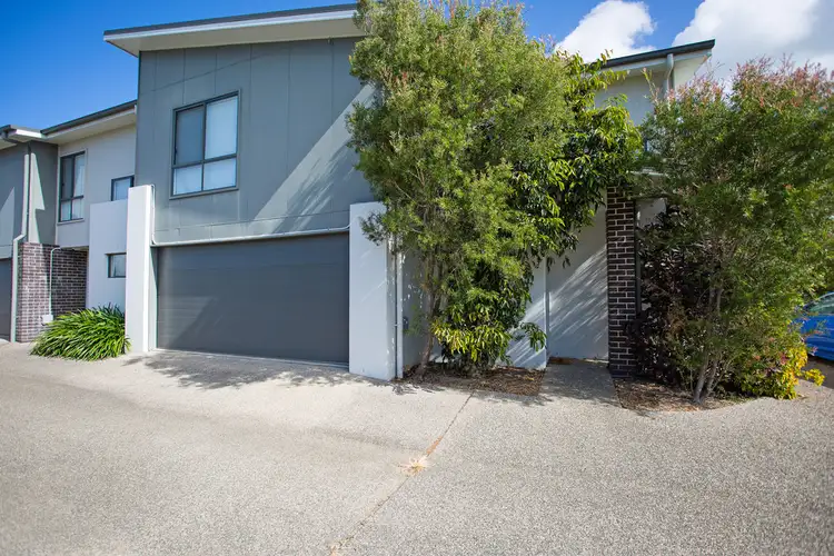 2/20 Makybe Diva Drive, Ooralea QLD 4740
