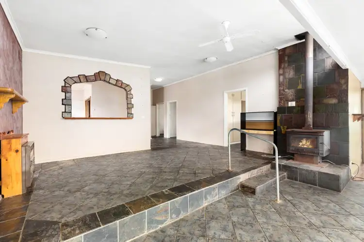 Second view of Homely house listing, 5 Hutley Terrace, Mount Gambier SA 5290