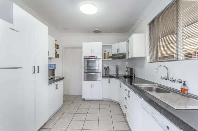 86 Ardleigh Crescent, Hamersley WA 6022