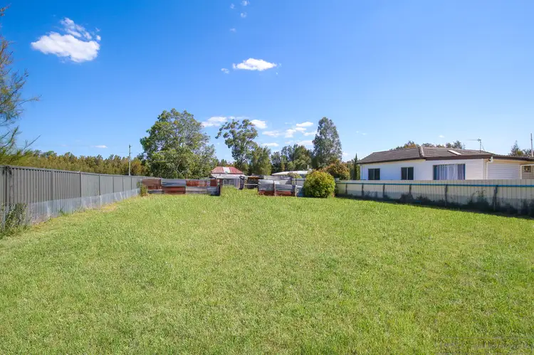 129 New England Highway, Greta NSW 2334