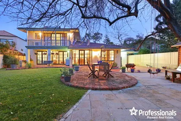 10 Linkwater Street, Shelley WA 6148