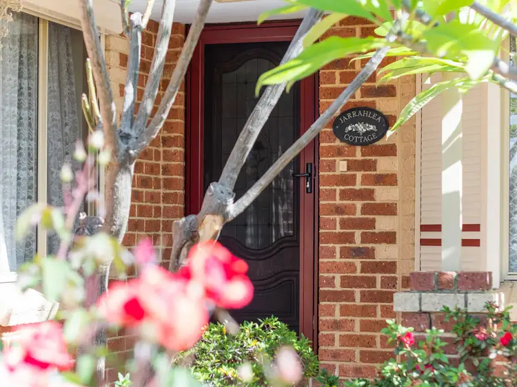 4 Opal Court, Maida Vale WA 6057