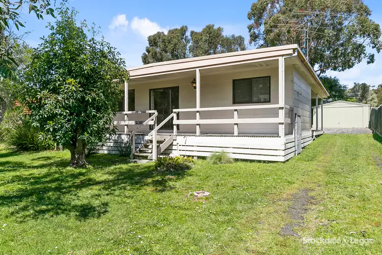 20 Hamilton St, Inverloch VIC 3996