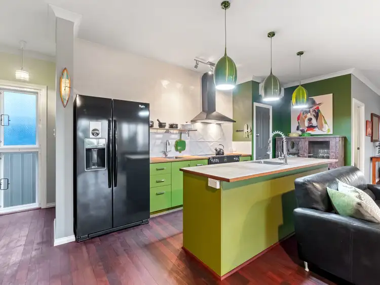 2/5 Wortley Road, Greenmount WA 6056