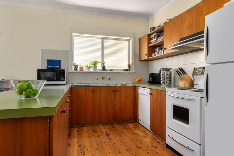 Third view of Homely house listing, 6 Mirabelle Court, Wodonga VIC 3690