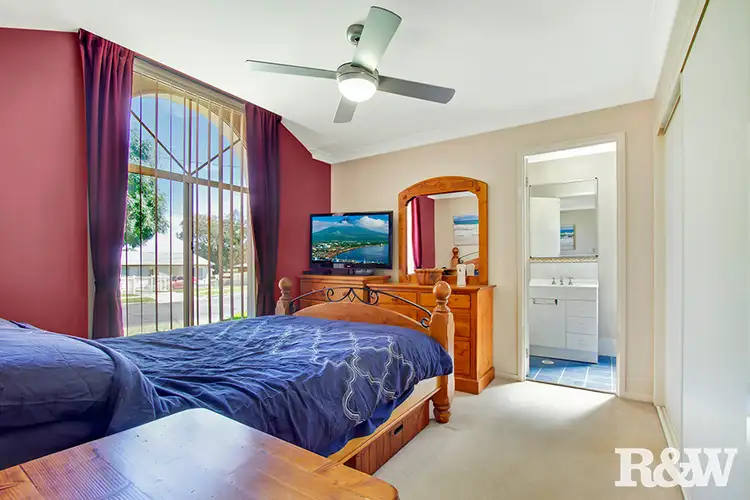 Fifth view of Homely house listing, 6 Bataan Place, Lethbridge Park NSW 2770