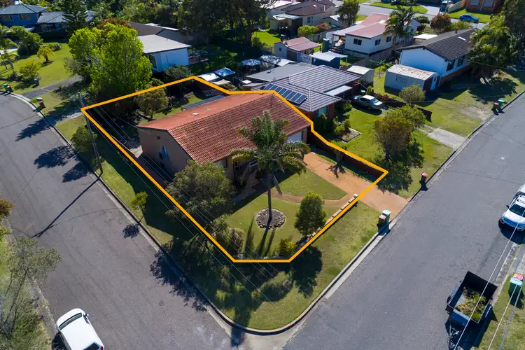 Second view of Homely house listing, 3 Yimbala Street, Killarney Vale NSW 2261
