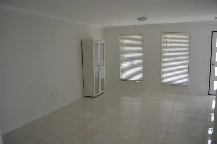 Sixth view of Homely house listing, 7 Newman Drive, Emerald QLD 4720