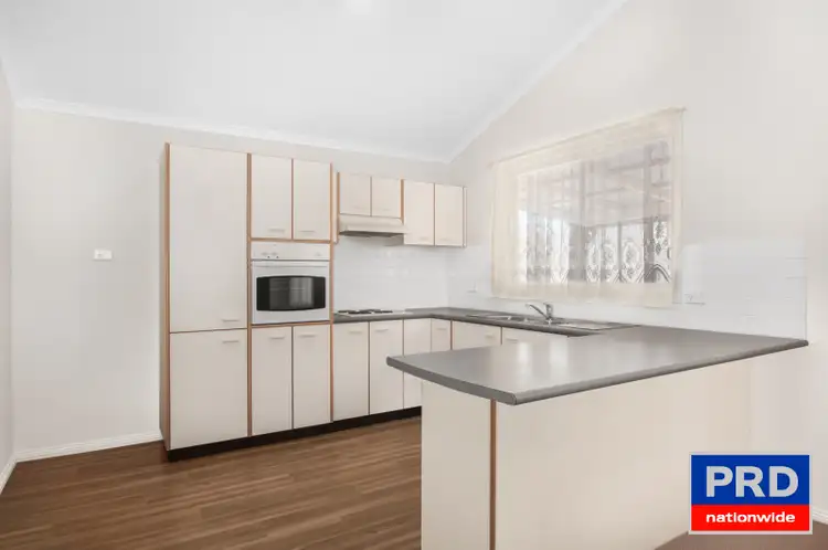 Second view of Homely house listing, 10 Willow Crescent, Kanahooka NSW 2530