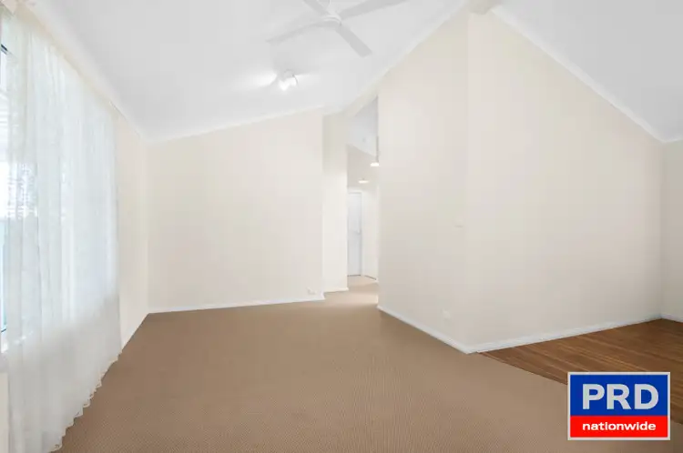 Third view of Homely house listing, 10 Willow Crescent, Kanahooka NSW 2530