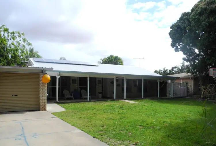 17 Alkina Crescent, Boyne Island QLD 4680