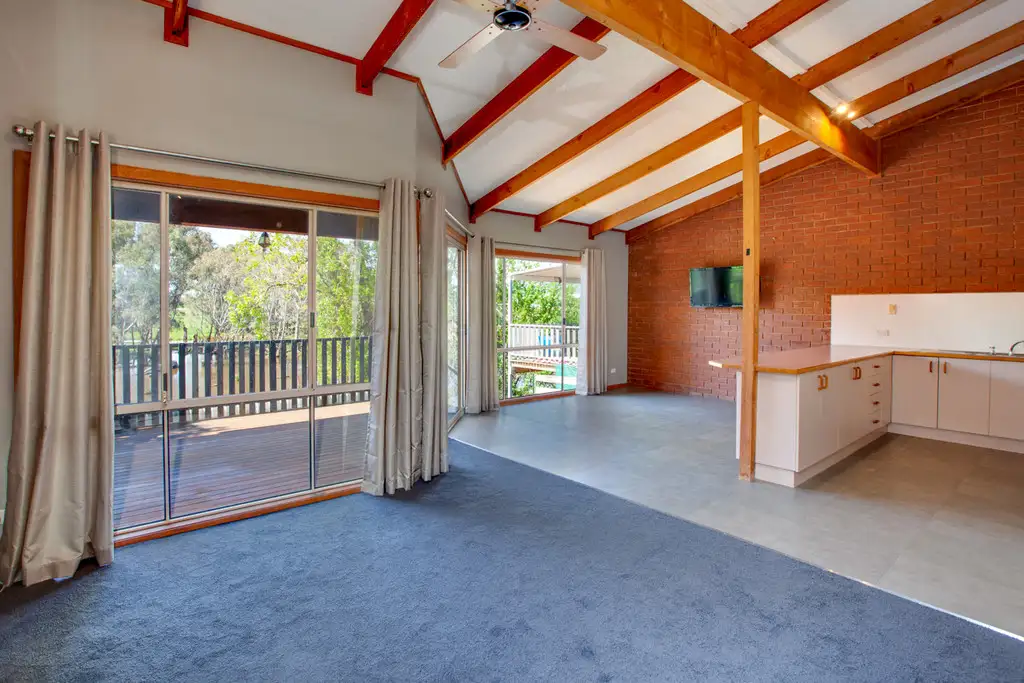 Main view of Homely townhouse listing, 2/27 Mullins Road, Killara VIC 3691