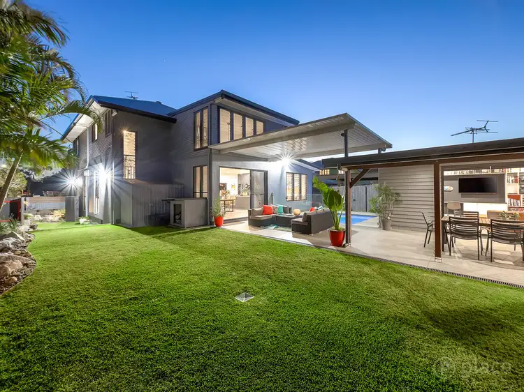19 Quandeine Street, Stafford QLD 4053