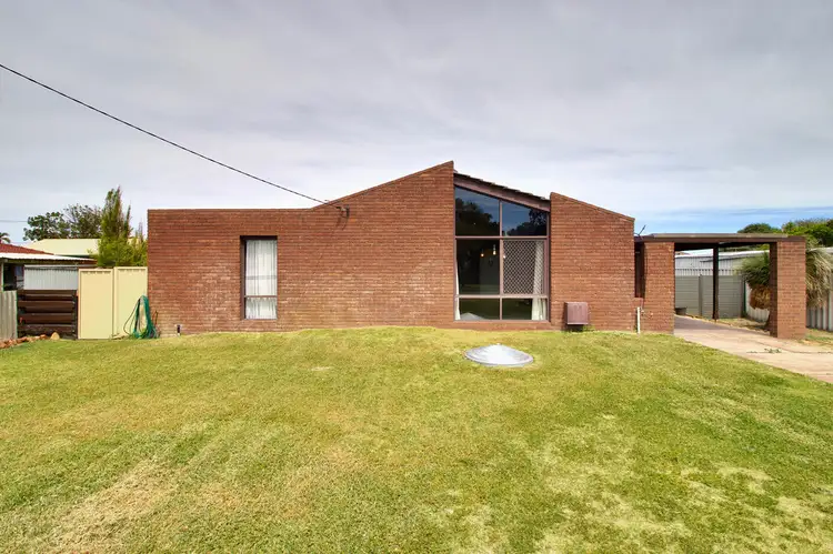 39 Townsend Road, Rockingham WA 6168