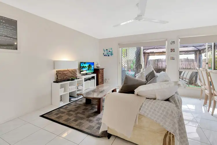 32/102-104 Alexander Drive, Highland Park QLD 4211
