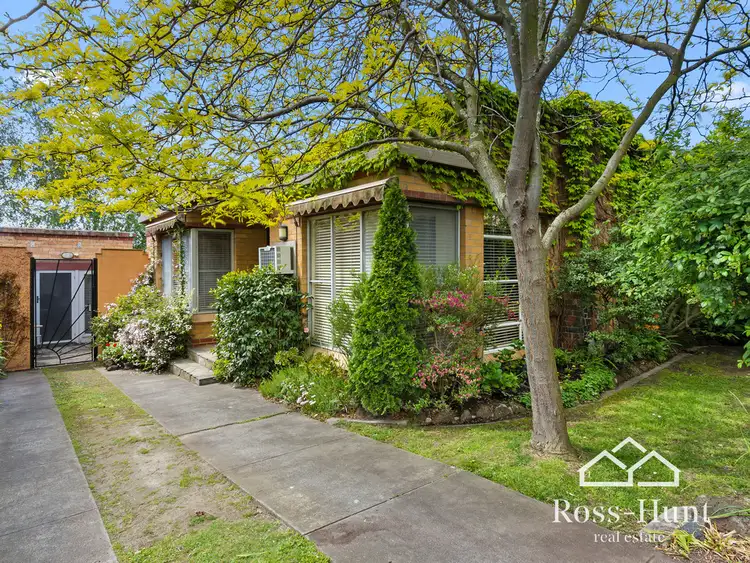 3A Laurencia Court, Mont Albert VIC 3127