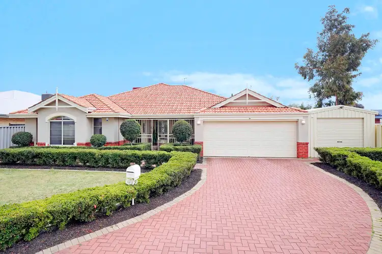 88 Bridgeman Drive, Bennett Springs WA 6063
