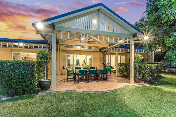 17 Jamieson Place, Brookfield QLD 4069