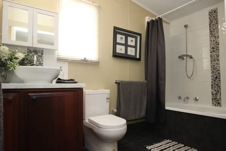 Fifth view of Homely house listing, 2 Cullinga St, Hamel WA 6215