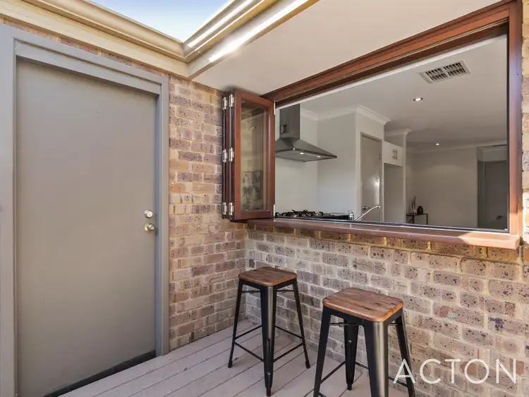 Fifth view of Homely villa listing, 3/68 Upton Street, St James WA 6102