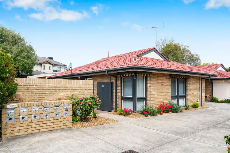 Main view of Homely unit listing, 1/8-10 Stuart Avenue, Cheltenham VIC 3192