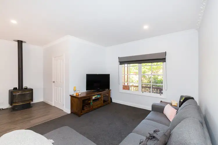 Fourth view of Homely house listing, 10 Finlayson Court, Horsham VIC 3400