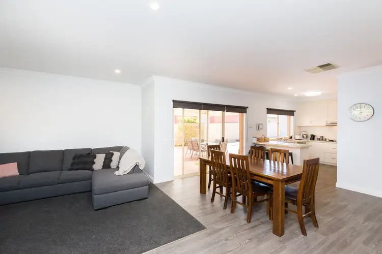 Sixth view of Homely house listing, 10 Finlayson Court, Horsham VIC 3400