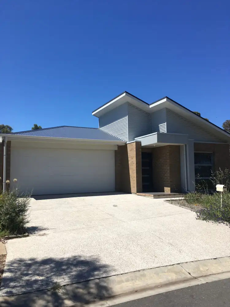 34 Eucalyptus Avenue