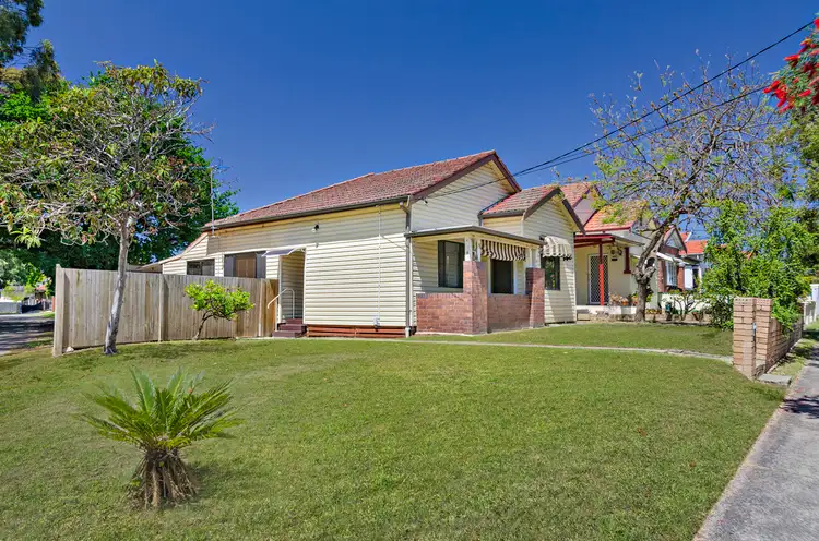 30 Balmoral Avenue, Croydon Park NSW 2133