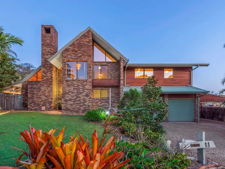 11 Ravenswood Court, Carindale QLD 4152